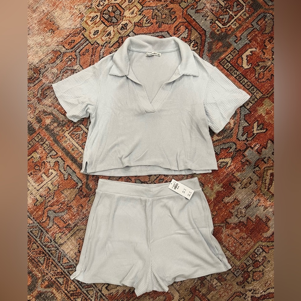Abercrombie & Fitch Icy Blue Lounge Set